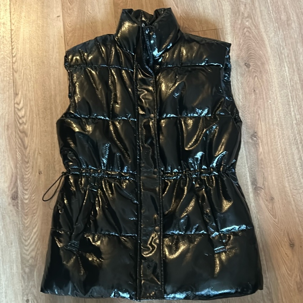 H&M shiny black puffer vest size small/ like new